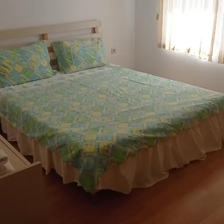 شقة Sunny Huge With 2 Big Rooftop Balconies Just Across Supermarket Mladost
